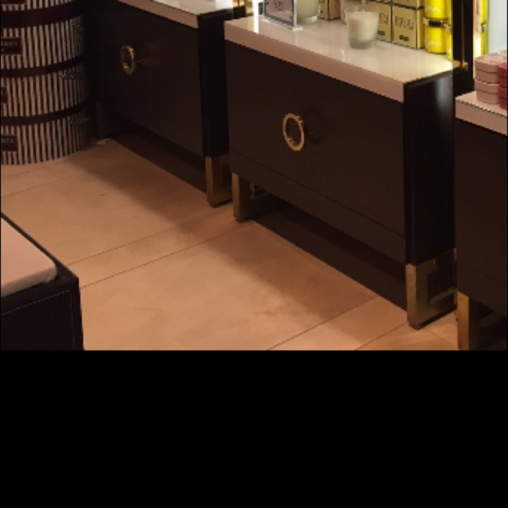 Henri Bendel drawer